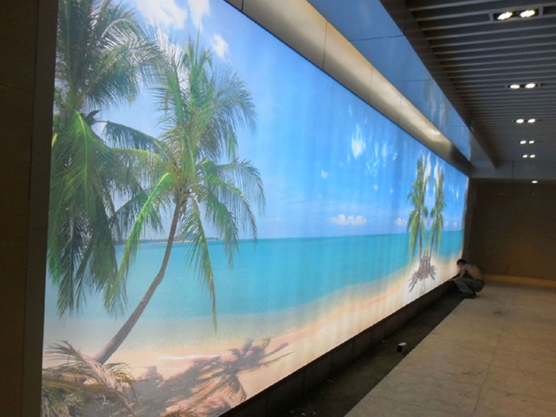 旅行社百米喷绘